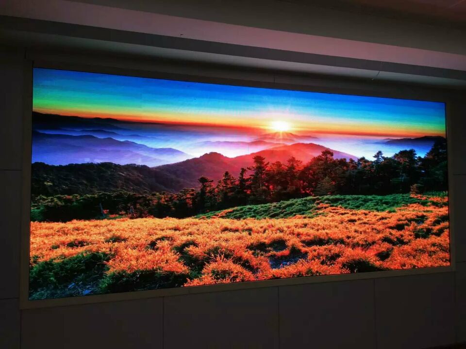 廠家直銷室內P4全彩LED顯示屏，點亮深圳華美聚彩科技的視界新高度